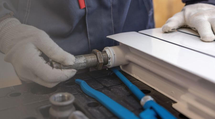 Expert burst pipe repair services in Gas, KS